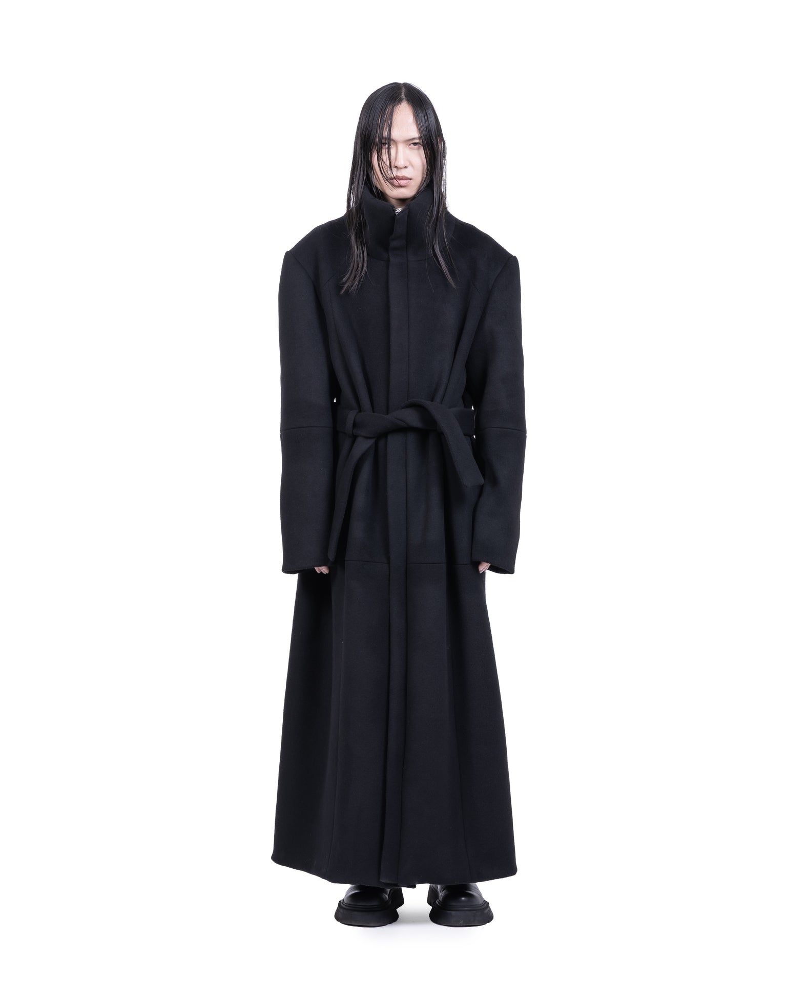 ZIPPED CASHMERE COAT