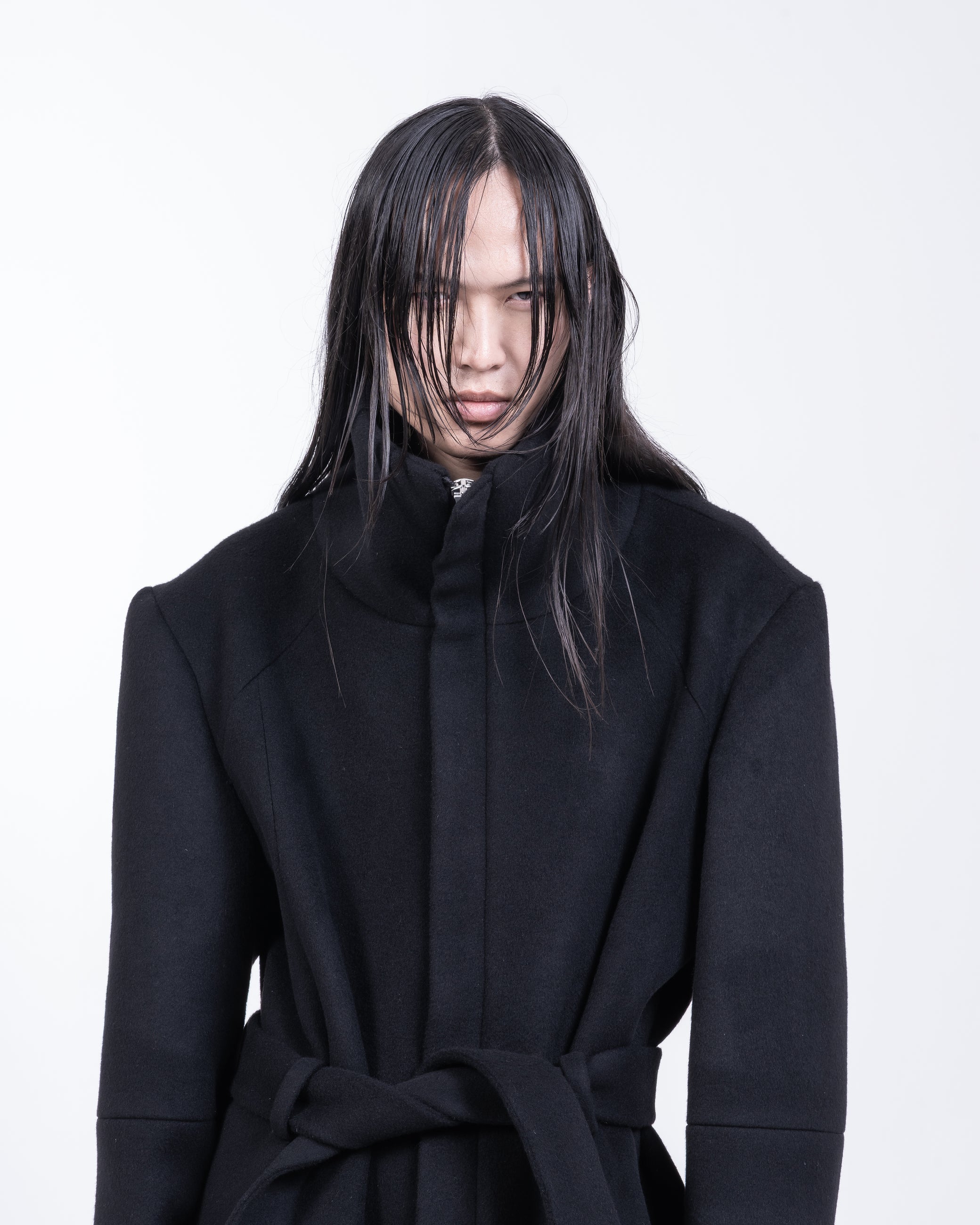 ZIPPED CASHMERE COAT