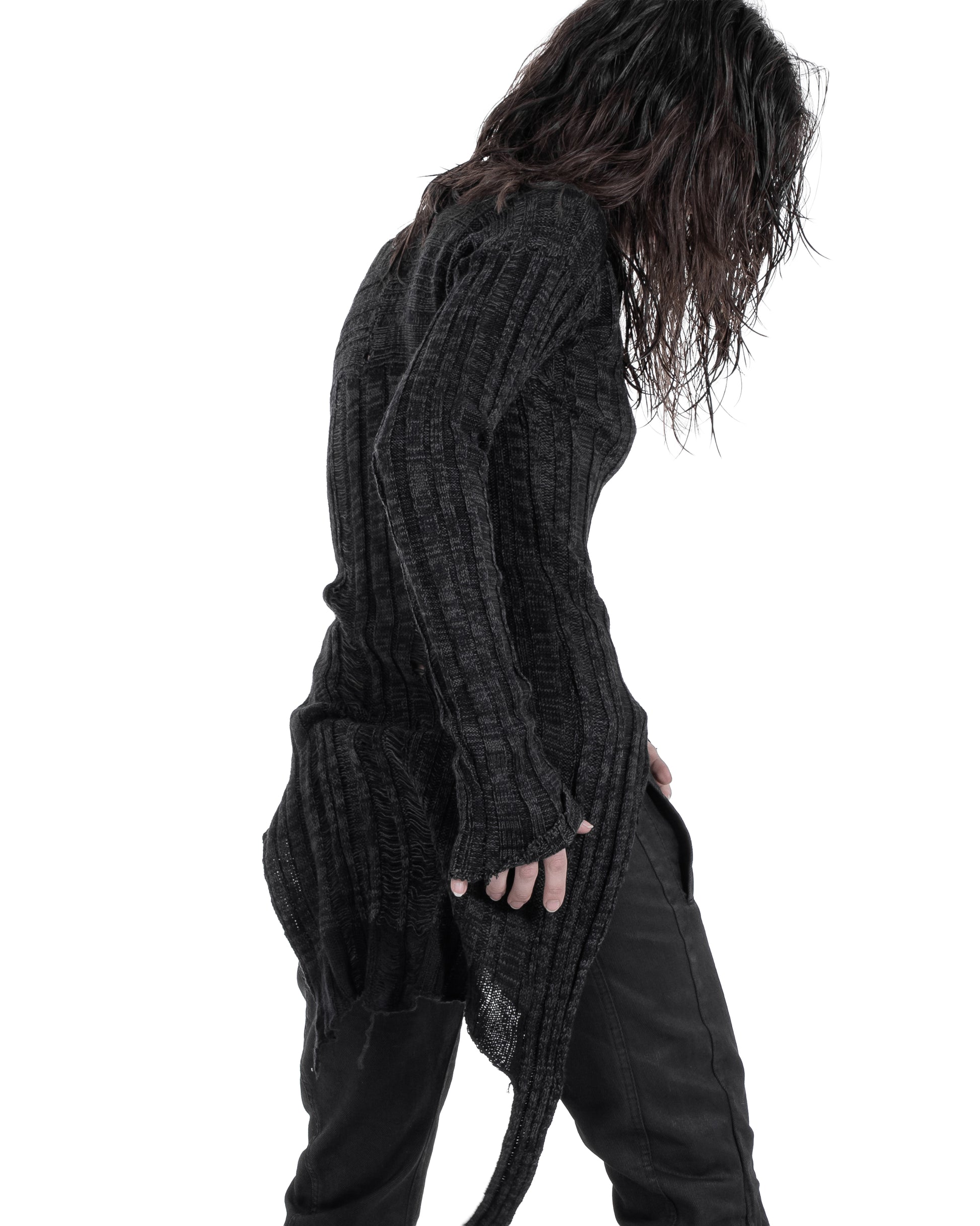 KNITWEAR FRONTAL THREAD